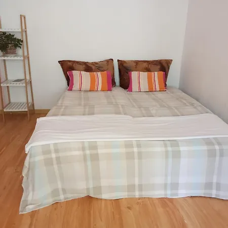 公寓 Ciresica Budget 2br La Intrare Mamaia Cu Ac Gratuit *