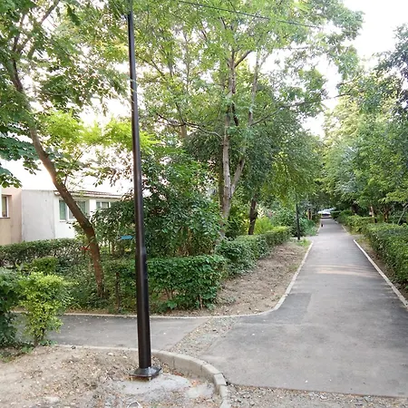 公寓 Ciresica Budget 2br La Intrare Mamaia Cu Ac Gratuit *